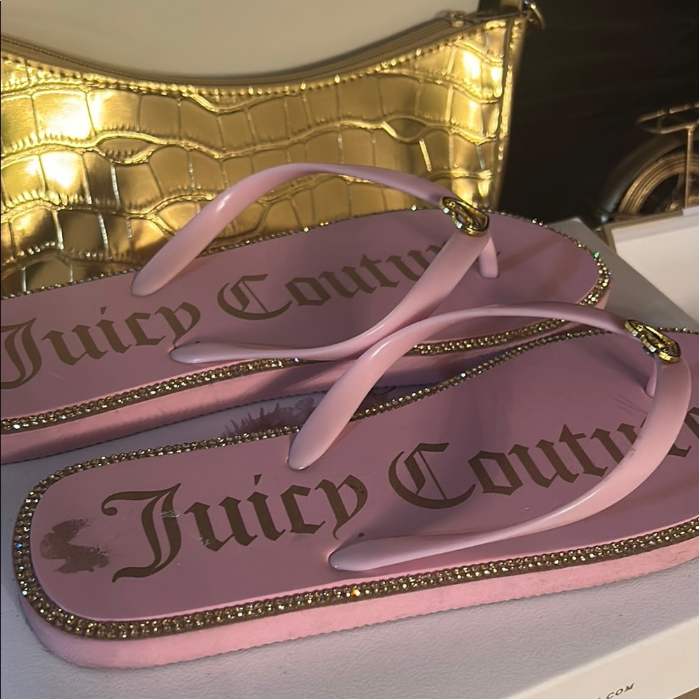 Juicy Couture Pink Sandals with Metallic Trim 7/8 perfect for Barbie girls!! - Picture 4 of 5